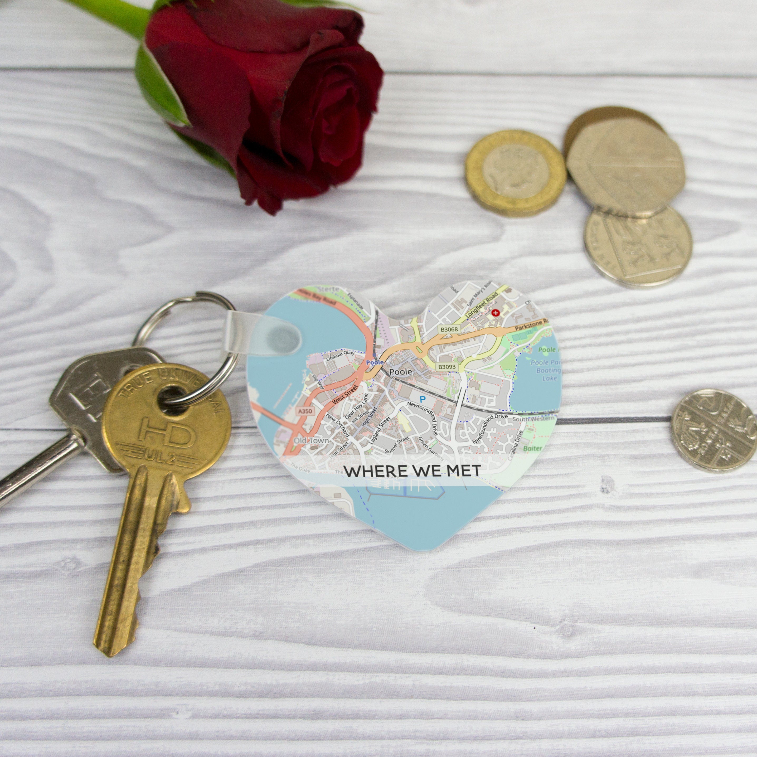Heart keyring anniversary gift with personalised Map and custom caption. Partner gift for him or her. Boyfriend gift Valentines girlfriend